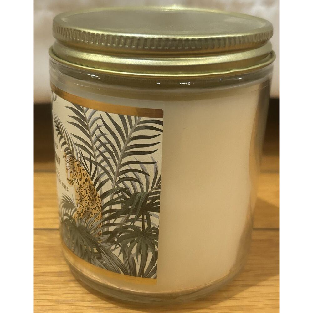 New Bath & Body Works Waikiki Beach Coconut 7 oz Candle - Picture 2 of 7